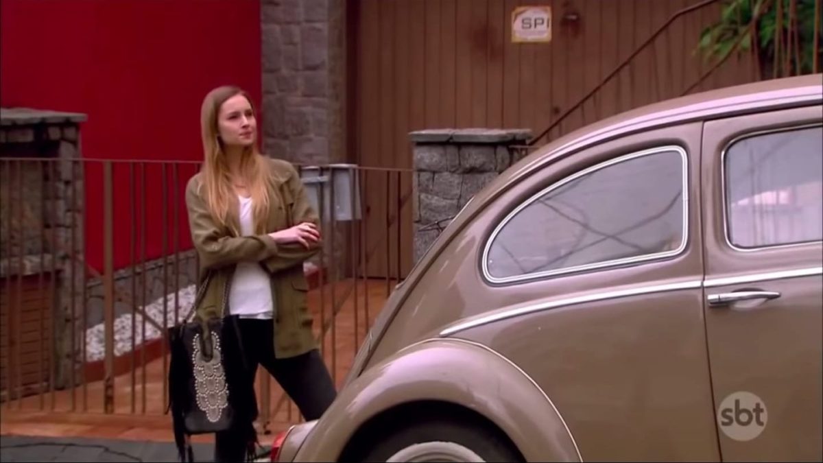 Fusca Antigo na novela As Aventuras de Poliana do SBT